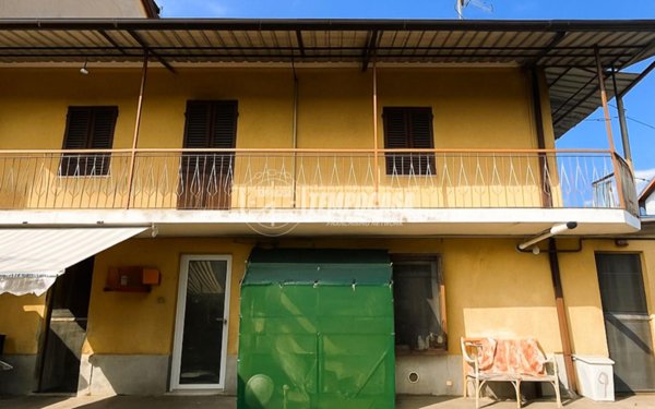 casa indipendente in vendita a Pinerolo in zona Riva