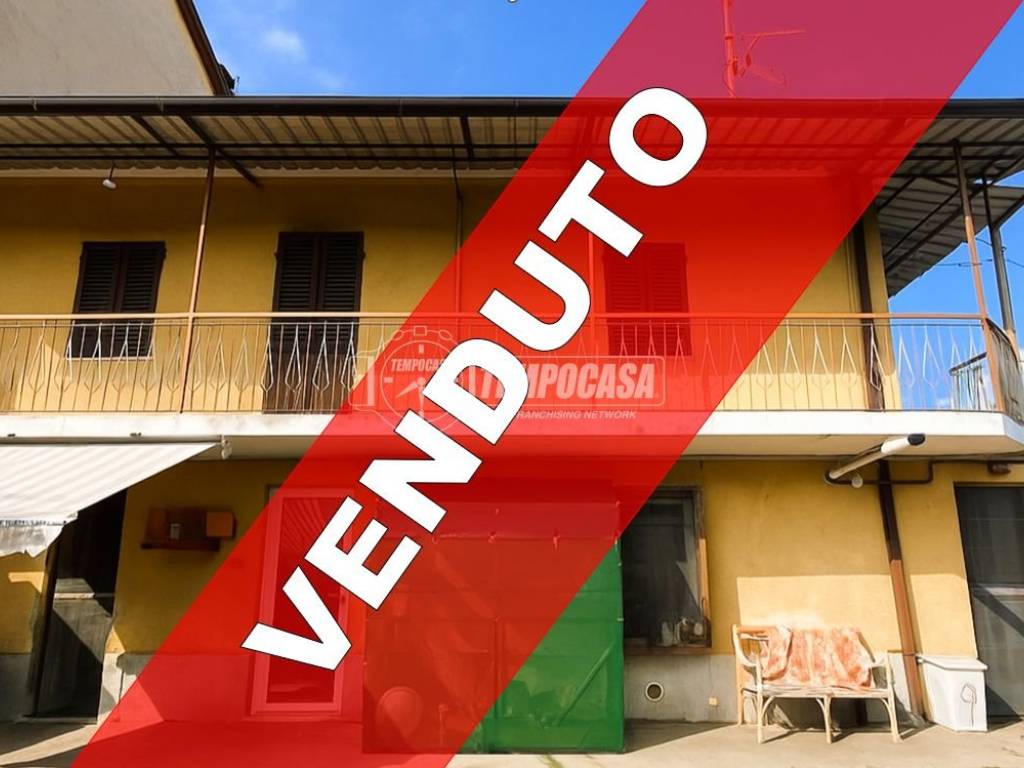 casa indipendente in vendita a Pinerolo in zona Riva