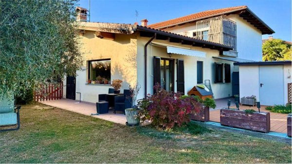 casa indipendente in vendita a Pinerolo