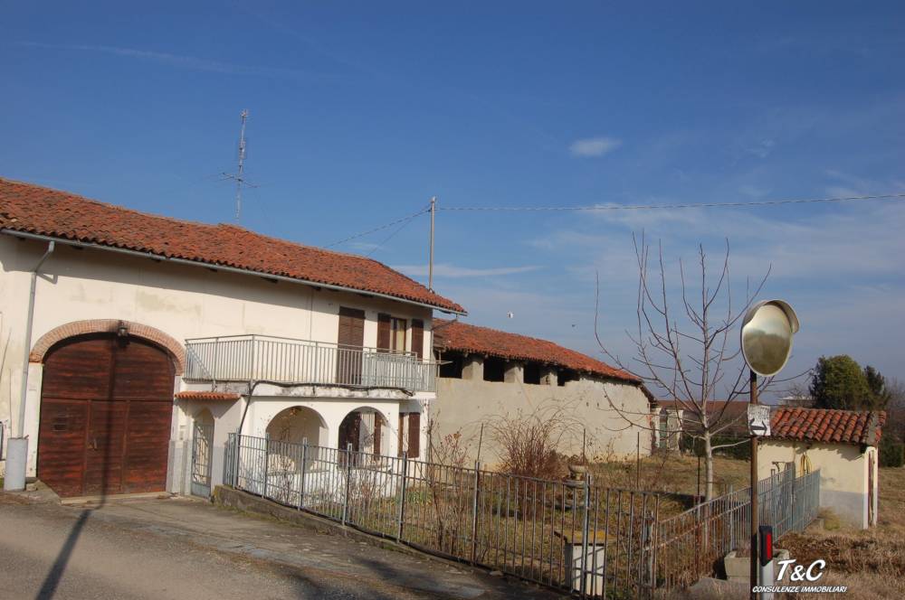 casa indipendente in vendita a Pinerolo