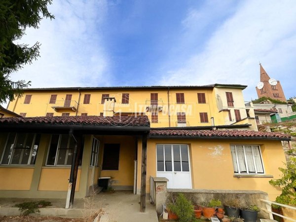 intera palazzina in vendita a Pinerolo
