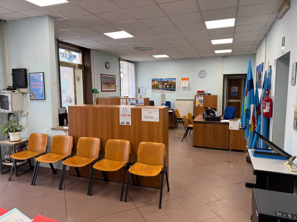 ufficio in vendita a Pinerolo