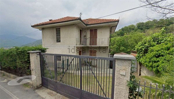 casa indipendente in vendita a Pinerolo
