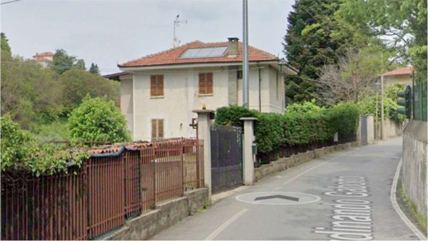 casa indipendente in vendita a Pinerolo