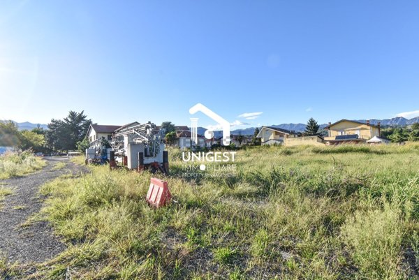 casa indipendente in vendita a Pinerolo