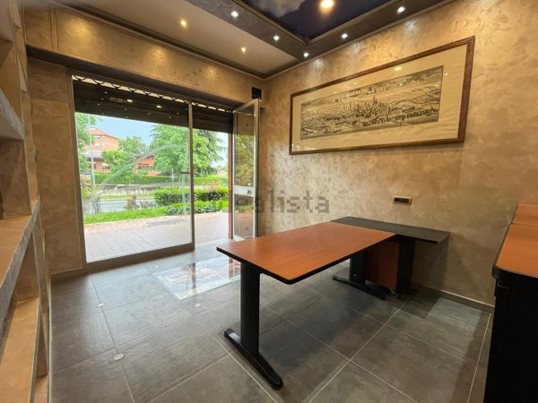 ufficio in vendita a Pinerolo