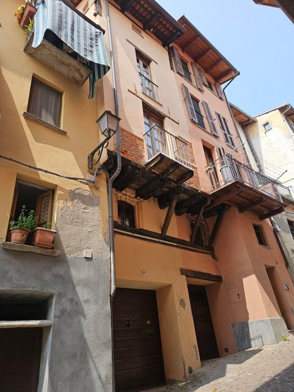 casa indipendente in vendita a Pinerolo