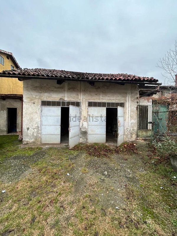 casa indipendente in vendita a Pinerolo in zona Abbadia Alpina