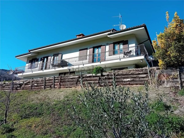 casa indipendente in vendita a Pinerolo in zona Abbadia Alpina