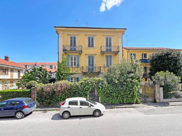 casa indipendente in vendita a Pinerolo
