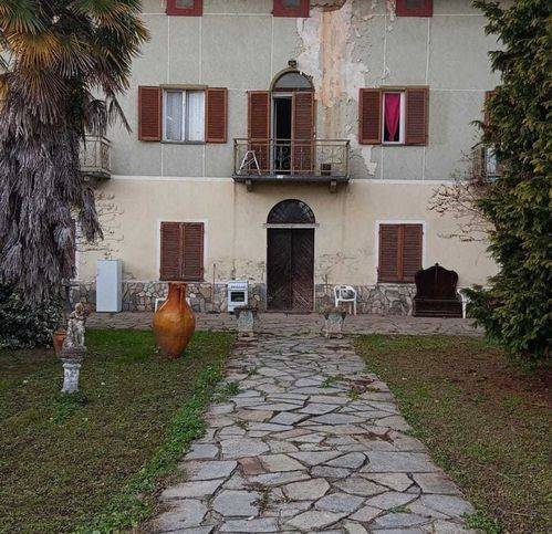 casa indipendente in vendita a Pinerolo