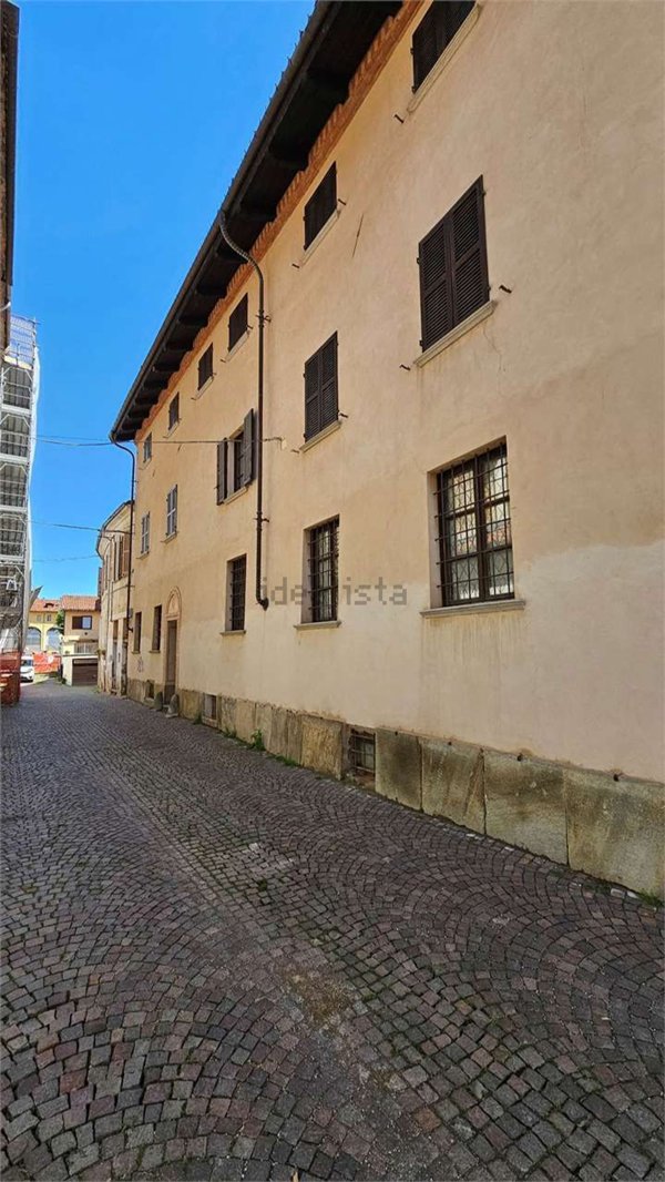 locale di sgombero in vendita a Pinerolo