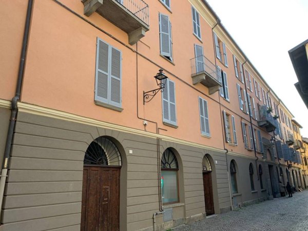 negozio in vendita a Pinerolo