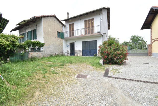 casa indipendente in vendita a Pinerolo