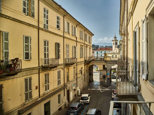 ufficio in vendita a Pinerolo