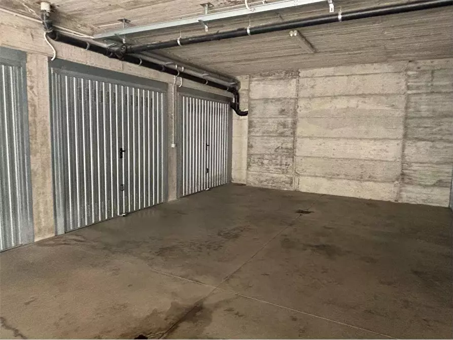 negozio in vendita a Pinerolo