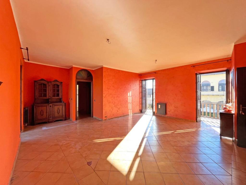 appartamento in vendita a Pinerolo in zona Baudenasca