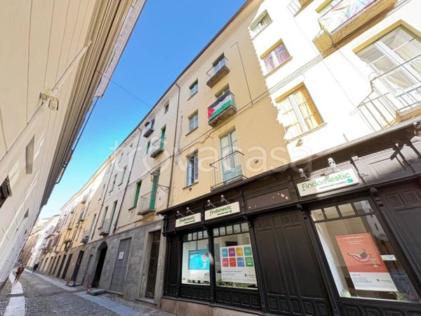 negozio in vendita a Pinerolo