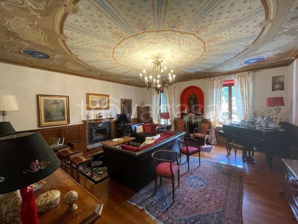 casa indipendente in vendita a Pinerolo