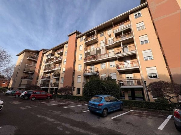 appartamento in vendita a Pinerolo in zona Riauna
