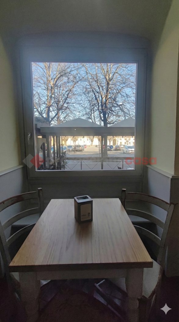 negozio in vendita a Pinerolo