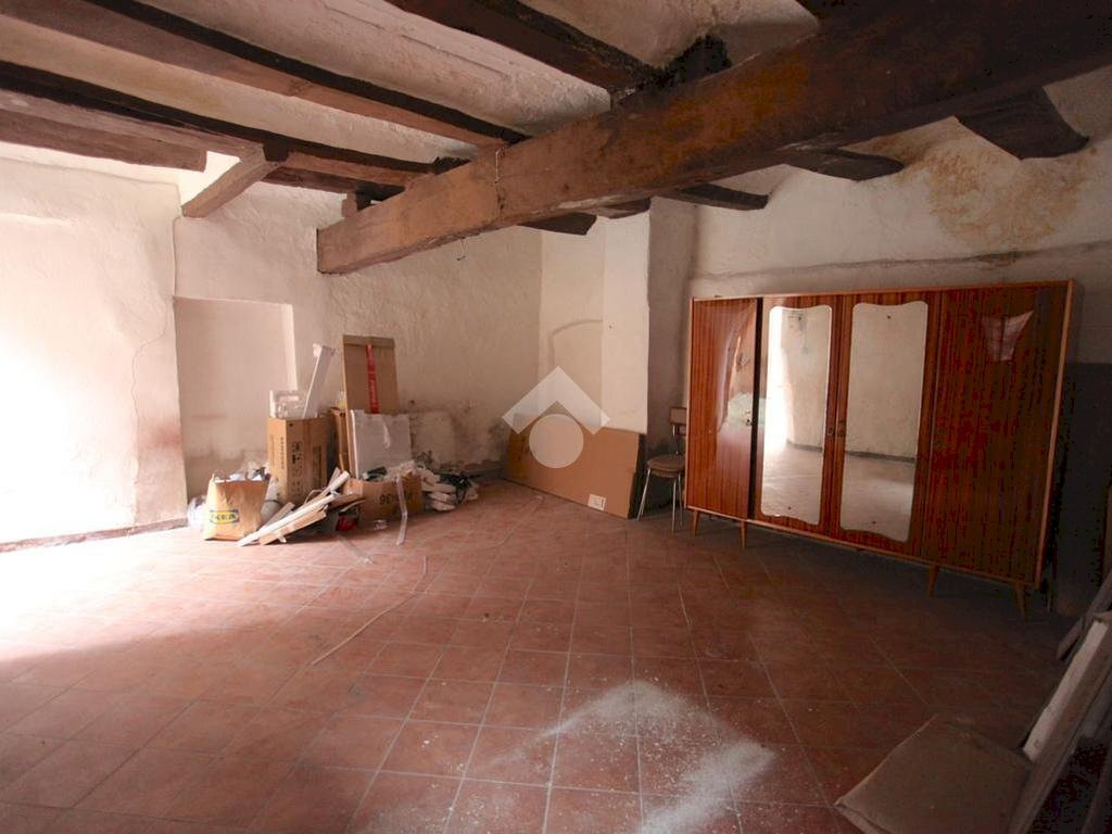 locale di sgombero in vendita a Pinerolo