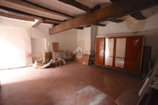 locale di sgombero in vendita a Pinerolo in zona Avaro/Tron