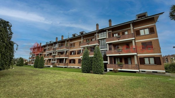 appartamento in vendita a Pinerolo in zona Abbadia Alpina