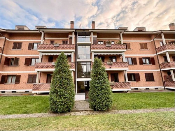 appartamento in vendita a Pinerolo in zona Abbadia Alpina