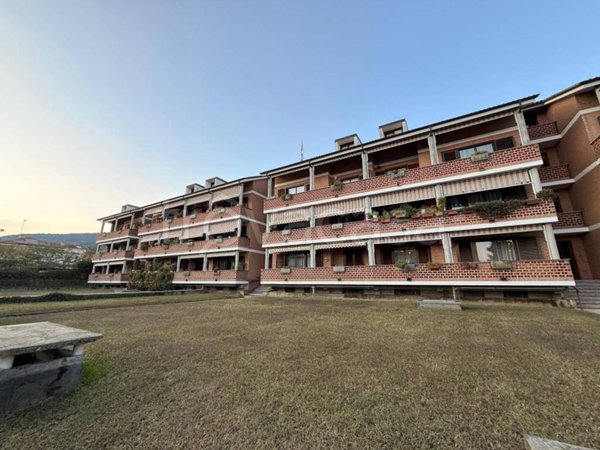 appartamento in vendita a Pinerolo in zona Abbadia Alpina