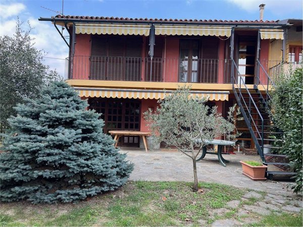 casa indipendente in vendita a Pinerolo