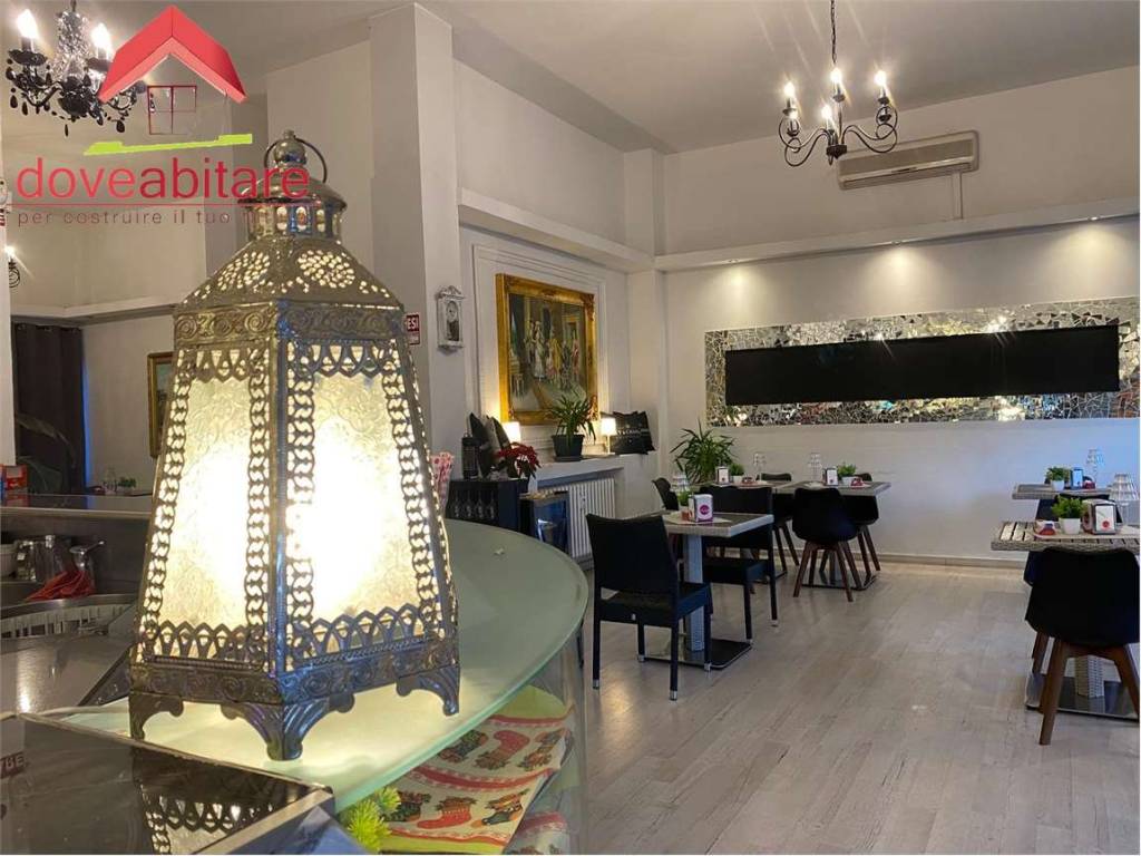 negozio in vendita a Pinerolo