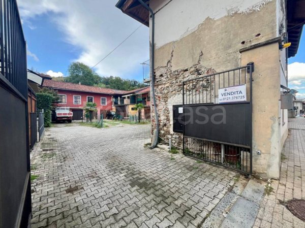 casa indipendente in vendita a Pinerolo in zona Abbadia Alpina