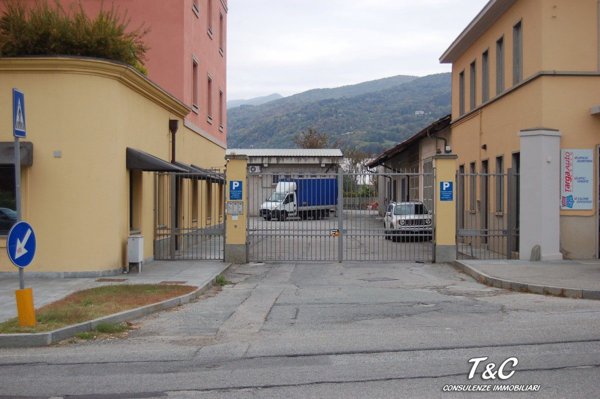 capannone in vendita a Pinerolo in zona Motta Grossa