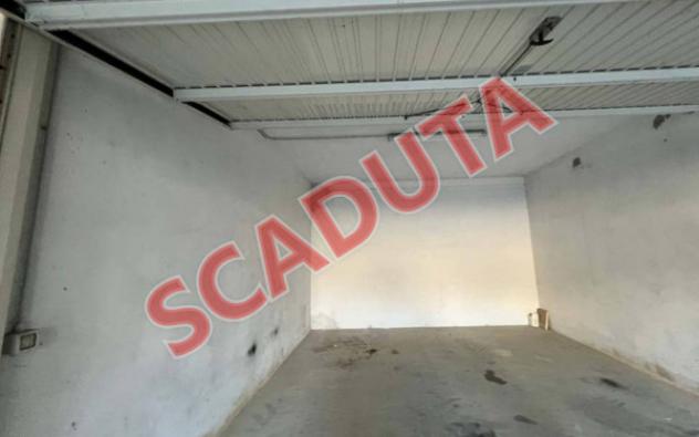 negozio in vendita a Pinerolo