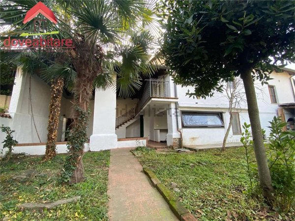 casa indipendente in vendita a Pinerolo in zona Riva