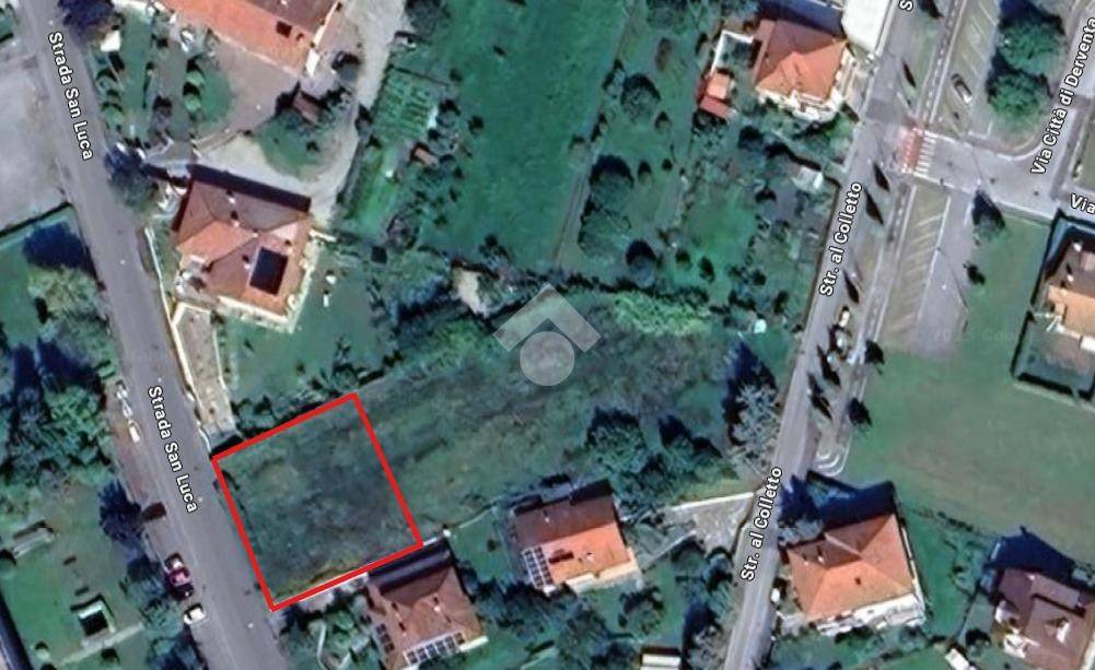 terreno edificabile in vendita a Pinerolo in zona Riauna