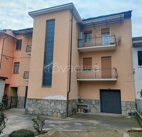 casa indipendente in vendita a Pinerolo