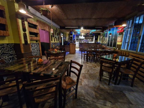 negozio in vendita a Pinerolo