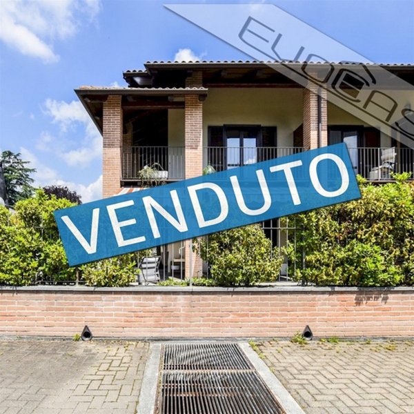 casa indipendente in vendita a Pinerolo