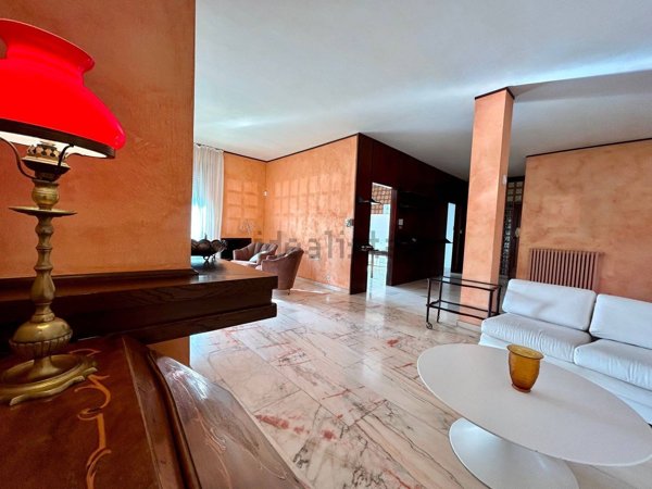 casa indipendente in vendita a Pinerolo