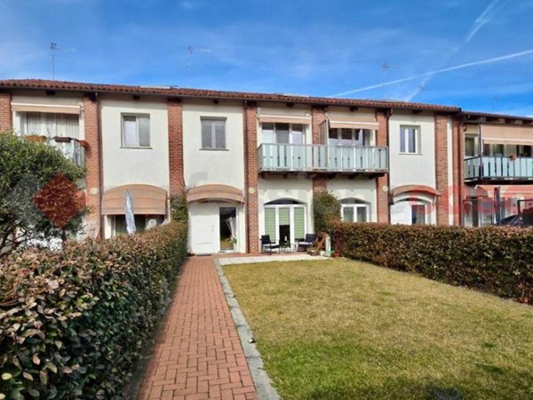 casa indipendente in vendita a Pinerolo in zona Riva