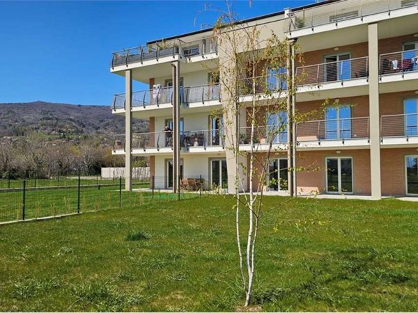 appartamento in vendita a Pinerolo in zona Abbadia Alpina