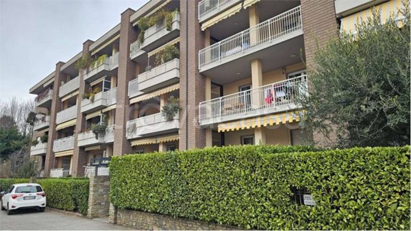 appartamento in vendita a Pinerolo in zona Abbadia Alpina