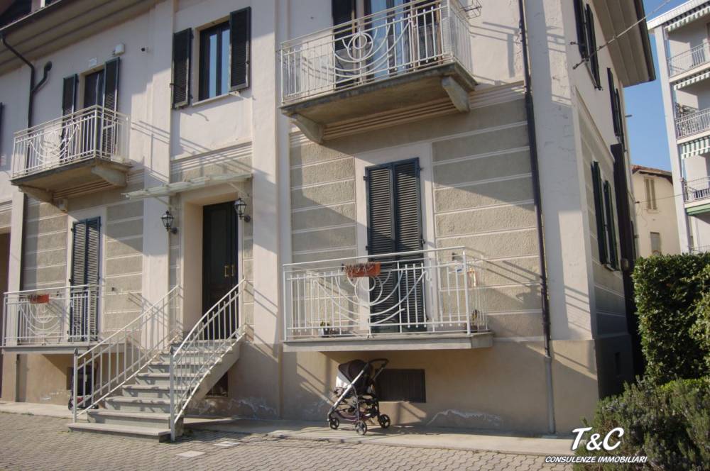 appartamento in vendita a Pinerolo in zona Avaro/Tron