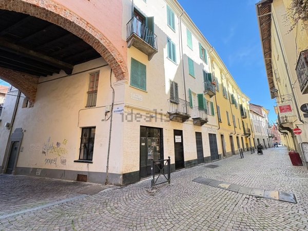 locale di sgombero in vendita a Pinerolo