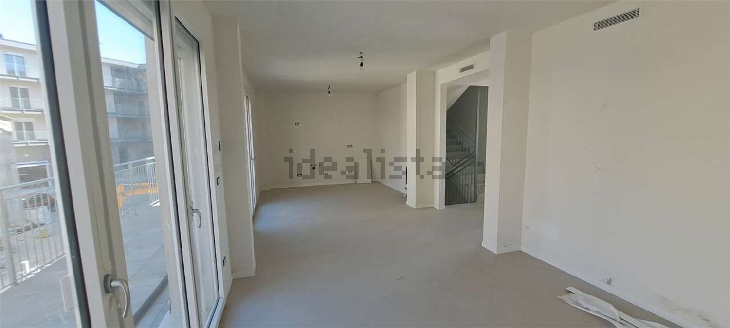 casa indipendente in vendita a Pinerolo in zona Abbadia Alpina