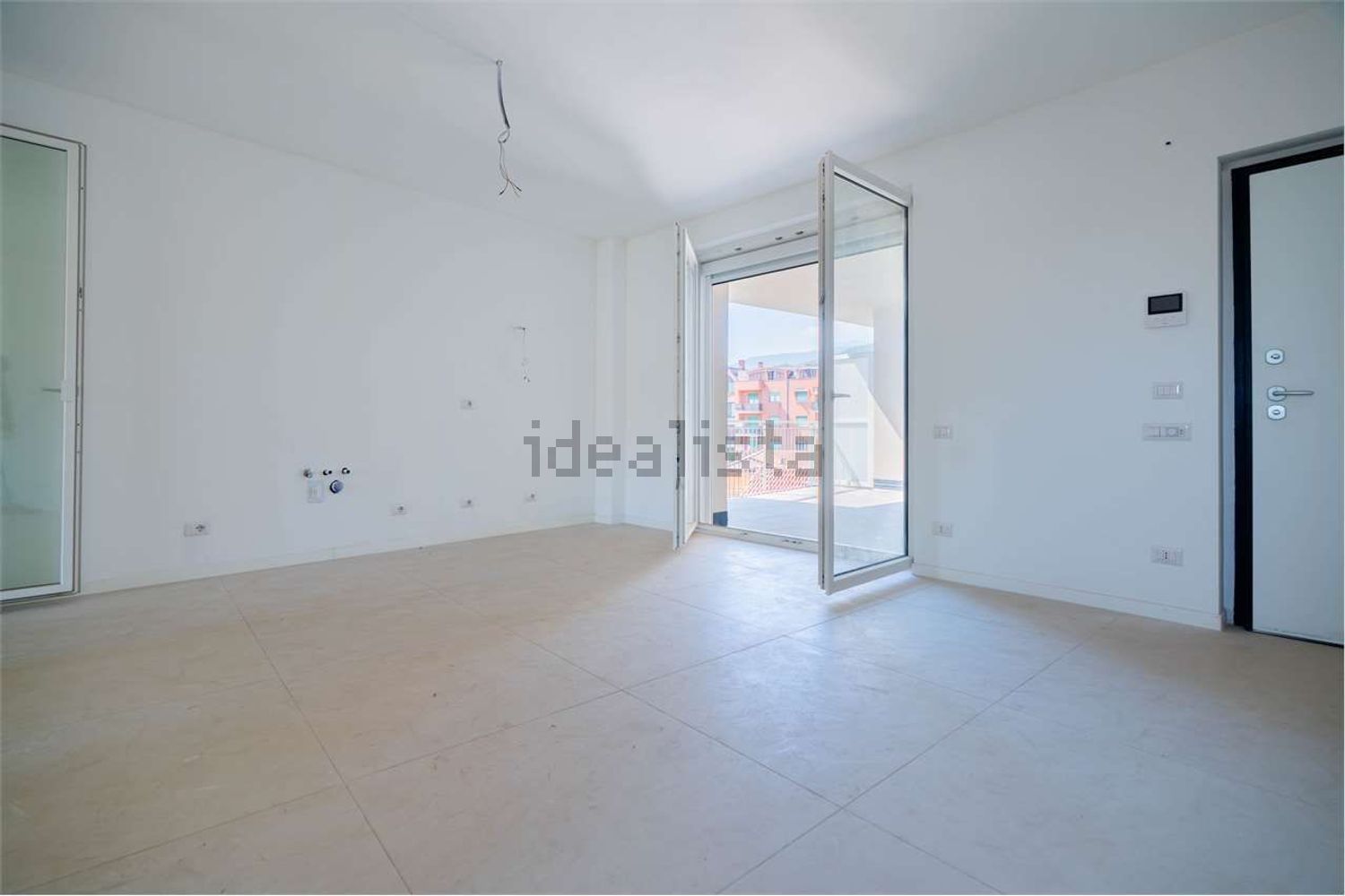 appartamento in vendita a Pinerolo in zona Abbadia Alpina