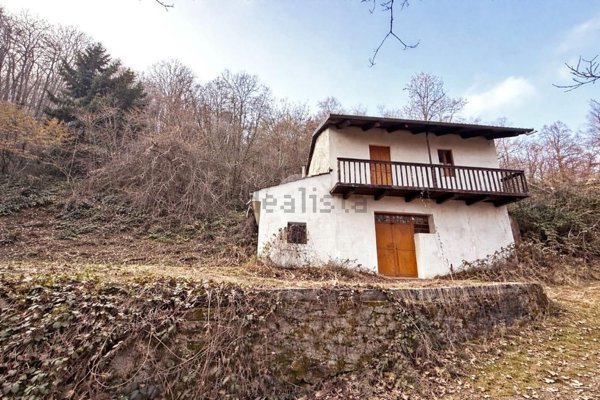casa indipendente in vendita a Pinerolo in zona Talucco