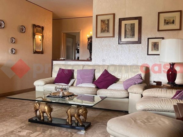 appartamento in vendita a Pinerolo in zona Baudenasca